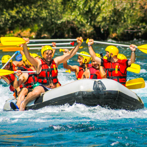 Rafting Tara Canyon
